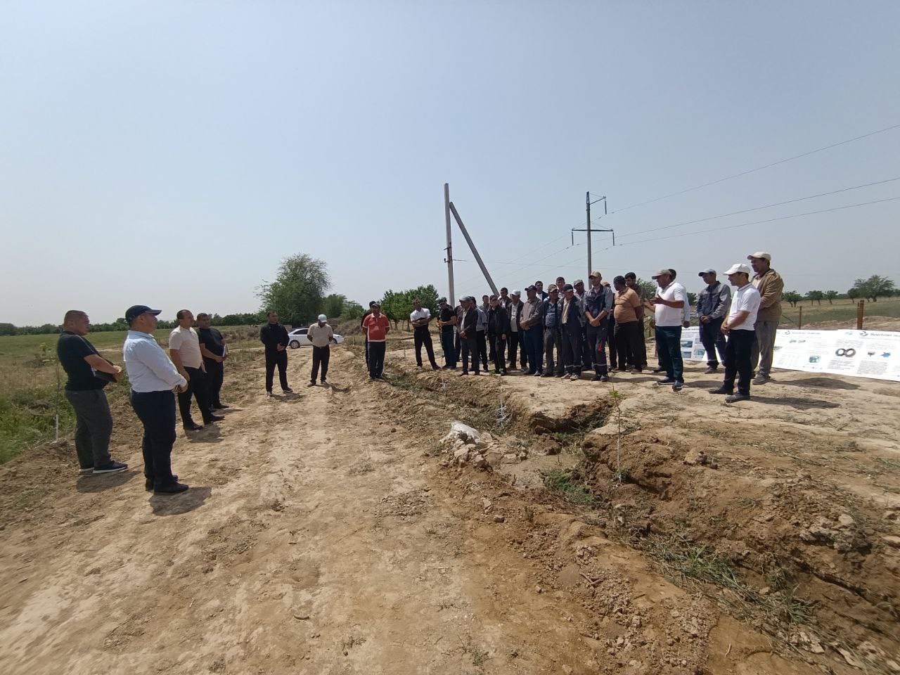 Koson tumanidagi “Islombek Xushmurodov" fermer xo‘jaligida suv tejovchi texnologiyalarni joriy etish bo‘yicha amaliy seminar o‘tkazildi.